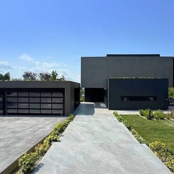 EXTERIOR 6.jpg